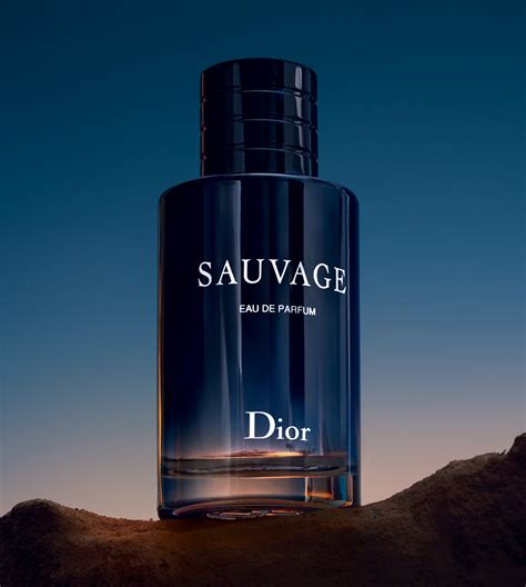 Sauvage Eau de Parfum perfume para hombre 